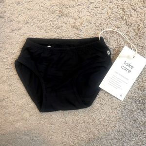 Kyte BABY Unisex Undies in Midnight. Size: 2T. Brand New With Tags.